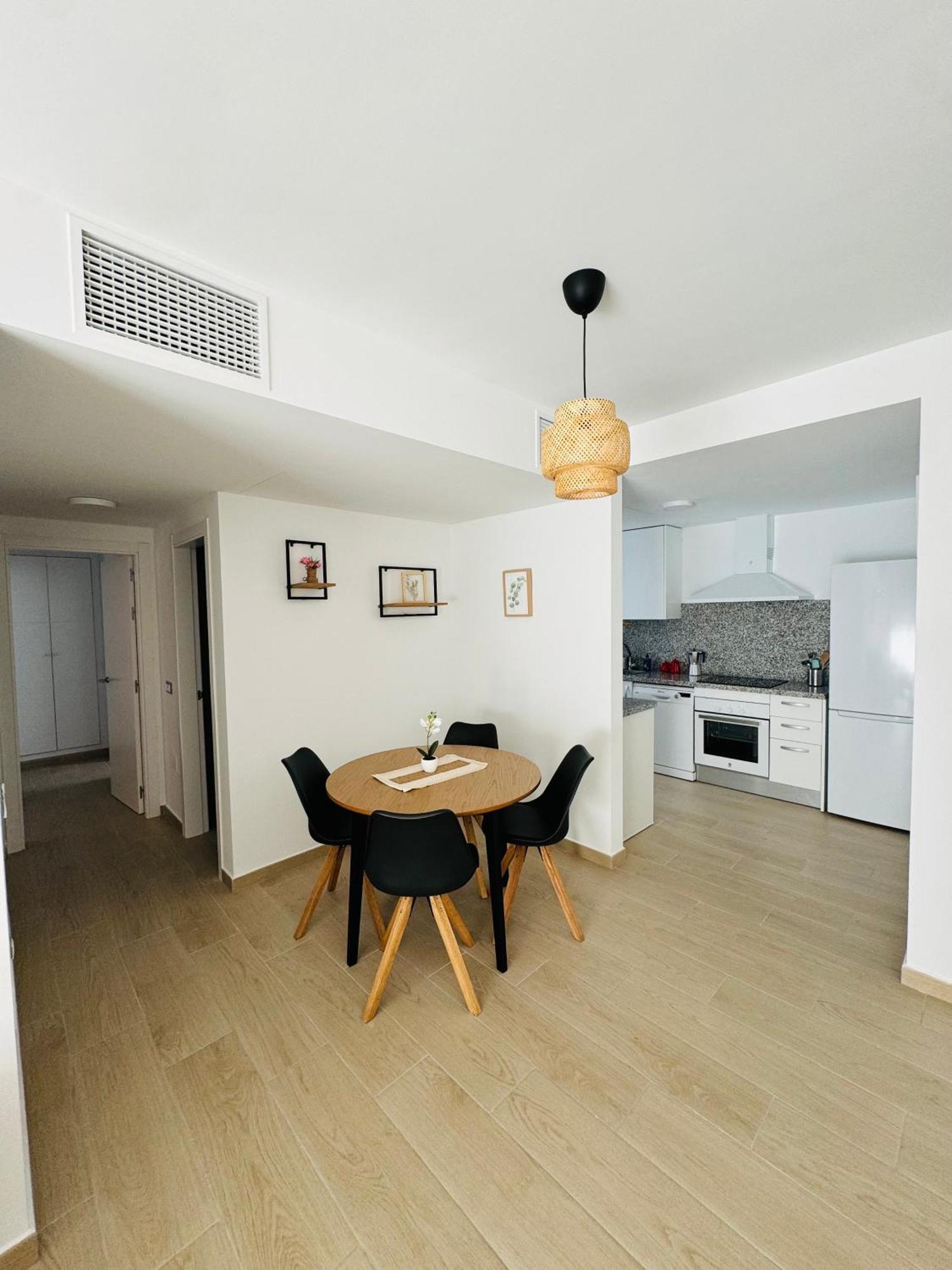 Apartamento Parking Privado! Sol Y Mar Tu Hogar En La Costa Estepona Exterior foto