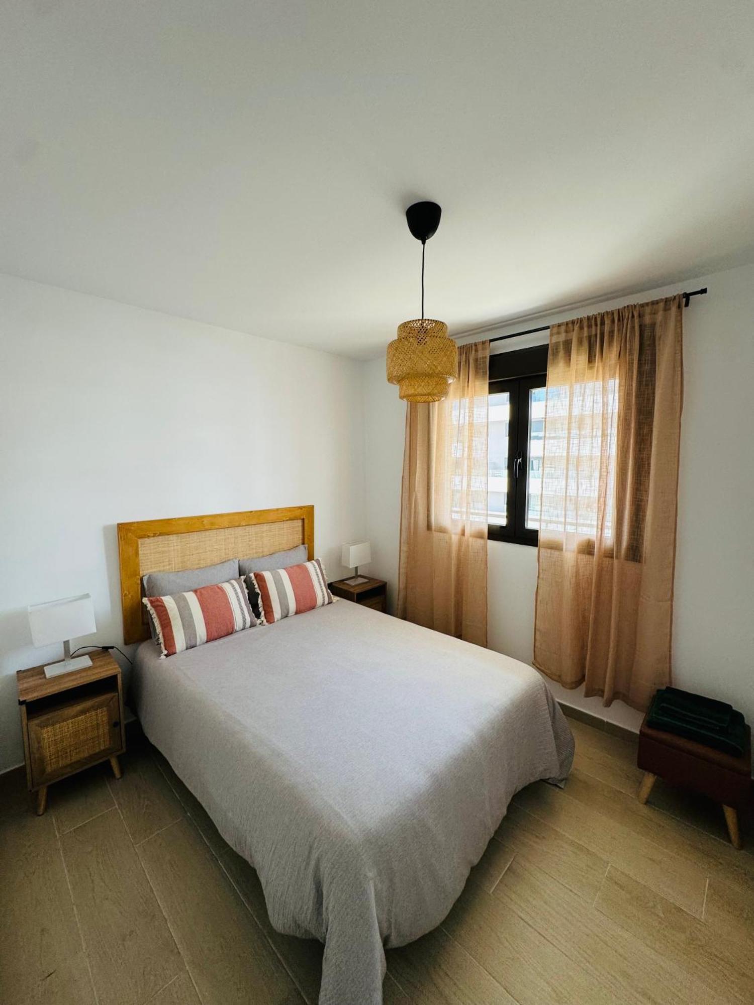 Apartamento Parking Privado! Sol Y Mar Tu Hogar En La Costa Estepona Exterior foto