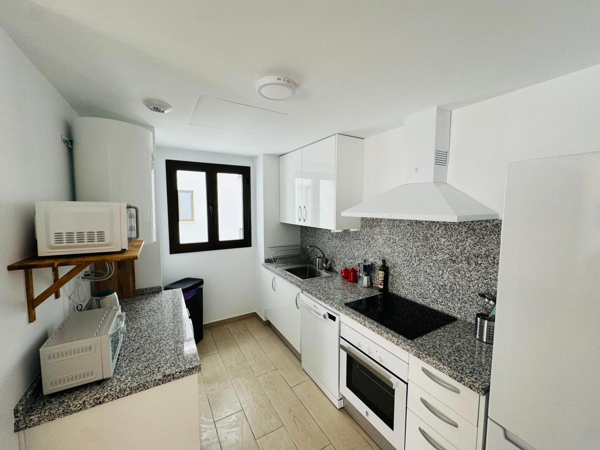 Apartamento Parking Privado! Sol Y Mar Tu Hogar En La Costa Estepona Exterior foto